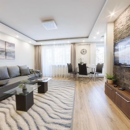 Sunsay Yurmala Apartment ยูร์มาลา ภายนอก รูปภาพ